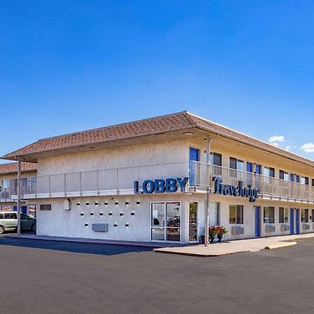 Travelodge By Wyndham Miles City Exterior photo